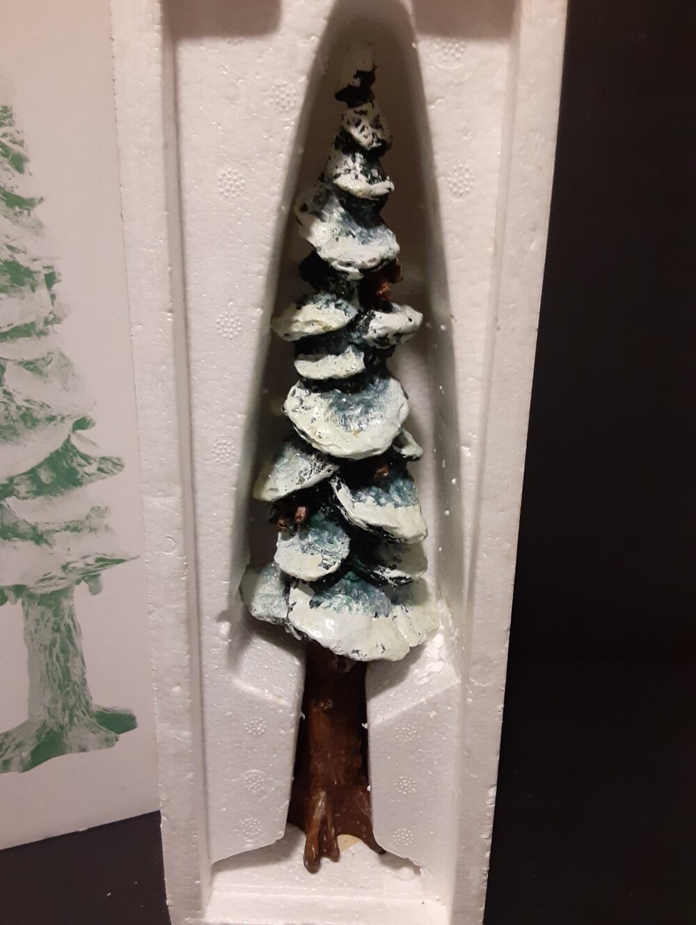 Department 56 Pole Pine Tree 10.5" Cold Cast Porcelain Christmas Village Vintage
